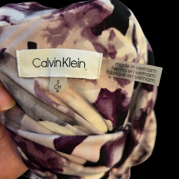 Calvin Klein White and Purple Ruched Blouse with 3/4 Sleeves And Gold Accent S - Picture 4 of 4
